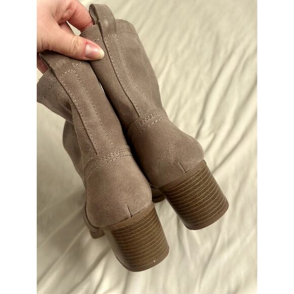 White Mountain Sz 8 Bernata Taupe Brown Leather Heeled Slouchy Booties Boho Chic - Picture 7 of 8